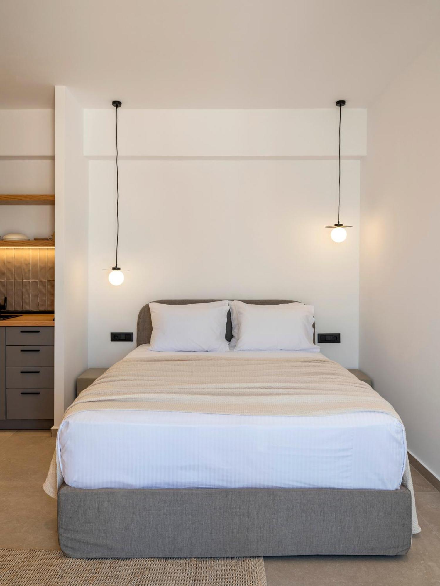Anemelia Way Of Living Aparthotel Náusza Kültér fotó